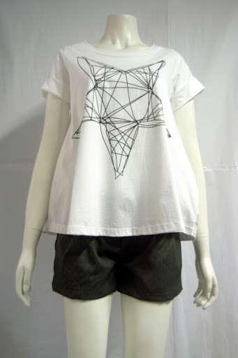 "Hi-Way Star" White cotton pocket tee. MPTS0409-008 S$ 36.90 PTP:16" STH: 23"