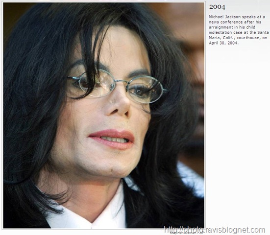 [Michael_Jackson_2004[11].jpg]