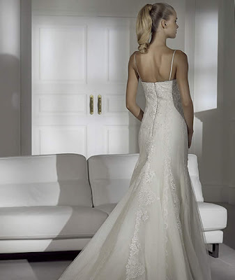 Modelo Huella - Vestidos de novia Avance Pronovias 2009