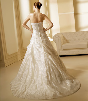 Modelo Mayo - Colección Volumes - La Sposa 2008
