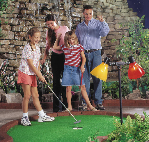 Mini Golfer