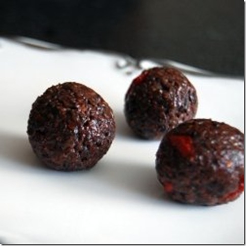 raw-chocolate-truffles-1 raw-chocolate-truffles-1