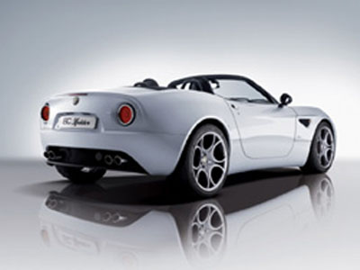 Alfa Romeo 8C Spider — expensive pleasure