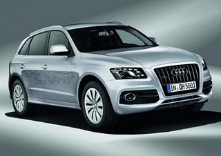 [2012-Audi-Q5-Hybrid-Quattro-–-Front-Angle-Picture-610x431[2].jpg]