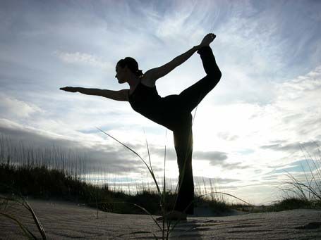 Relaxation and Yoga Retreat, Deepdale backpackers and camping, North Norfolk Coast, Burnham Deepdale, Norfolk.  | Come and enjoy deep relaxation techniques and yoga sessions here on the Beautiful North Norfolk Coast at Deepdale Backpackers and Camping | relaxation, yoga, retreat, deepdale yoga, deepdale relax, elaine smith yoga, elaine smith deepdale, elaine smith massage