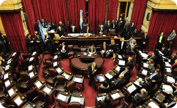 La Cámara de Senadores, con la ausencia de todos los bloques opositores.-