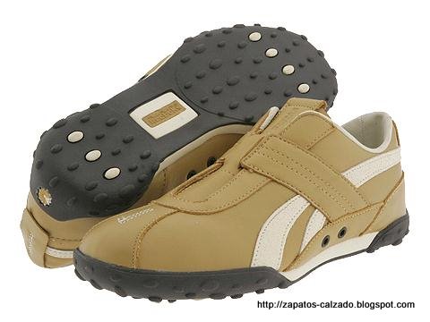 Zapatos calzado:zapatos-821149