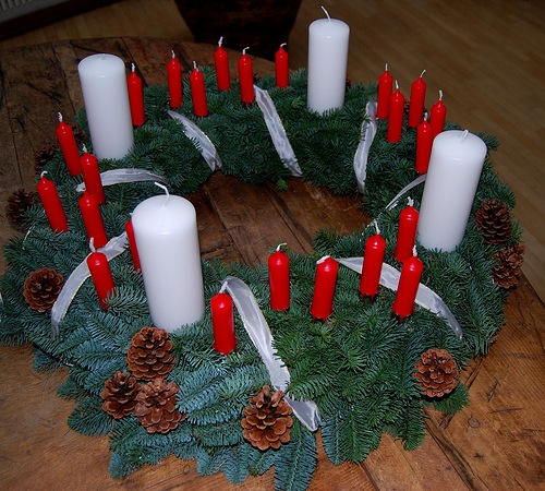 [advent wreath[2].jpg]