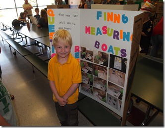 Finn's kindysciencefair 002