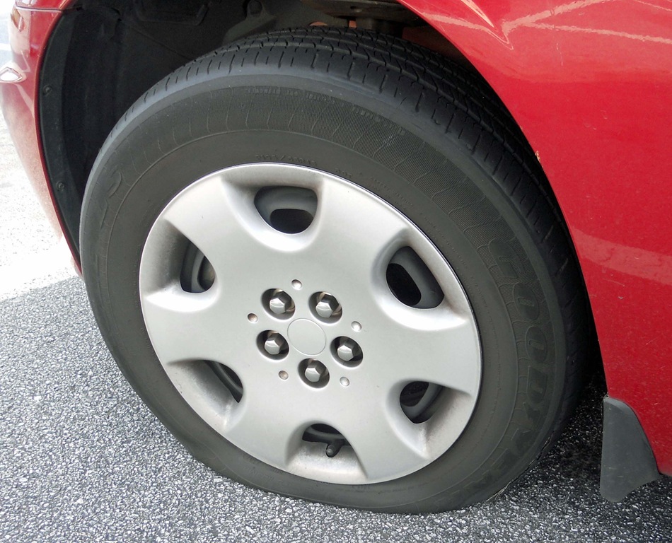 [0411 Flat Tire[3].jpg]
