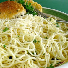 Angel Hair Pasta In Garlic Sauce
