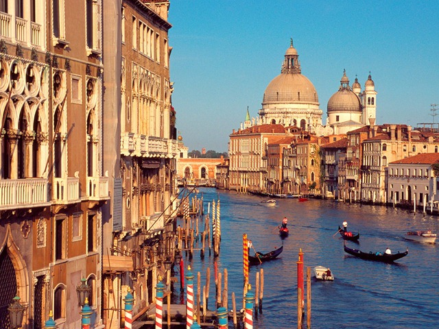[Grand Canal, Venice, Italy[4].jpg]