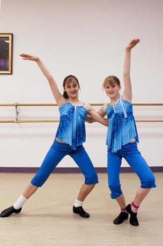 [2010_0409_B&C-jazz5costume-4c-w[5].jpg]