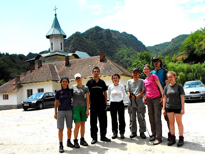 Cozia. Poza de grup la Manastirea Turnu