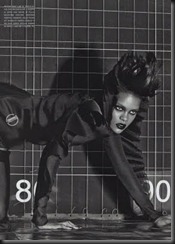 RUSSIAN ROULETTE (Rihanna) Rihannatoplessvogueitaly143