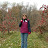 2009 Betsy snacking on a honeycrisp