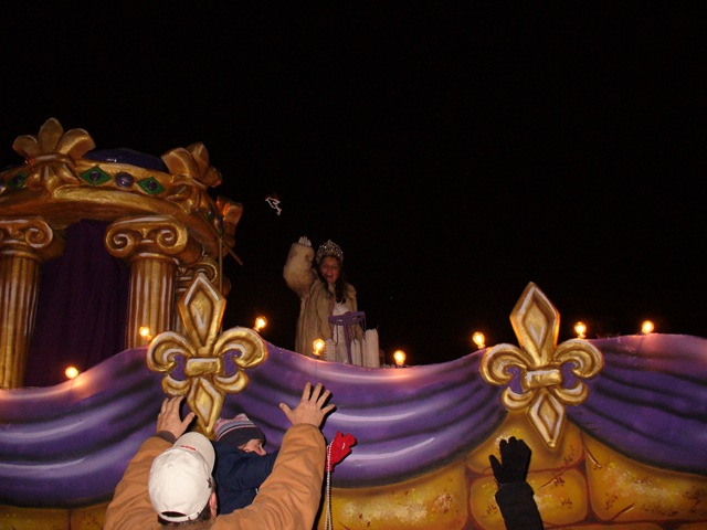 [Mardi Gras 2010 Beau Rivage 2010 Best Chicken Thighs 026[4].jpg]