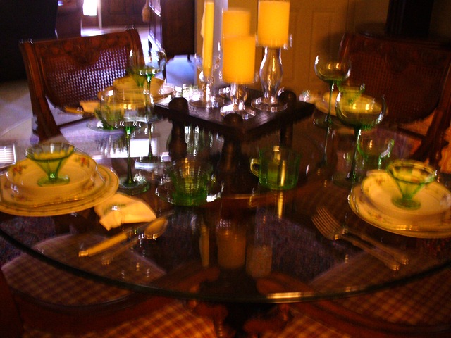 [tablescapes 2010 022[11].jpg]