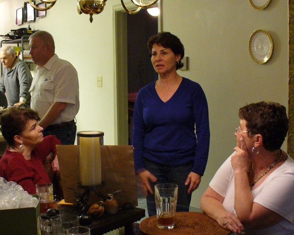 [CindyandSusiesvisit20090835.jpg]