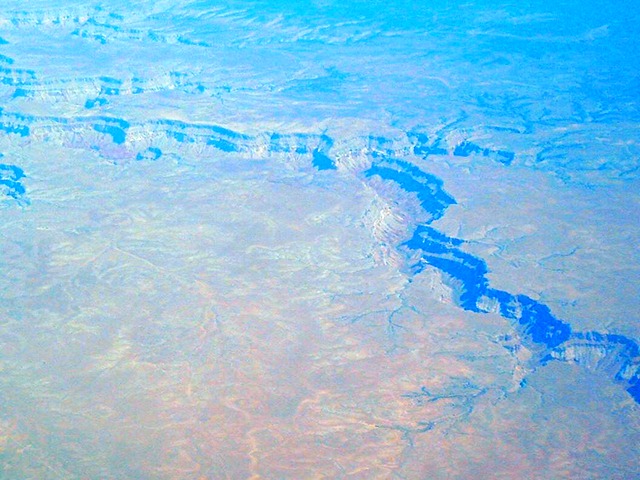 [grand canyon in the airplane 006[7].jpg]