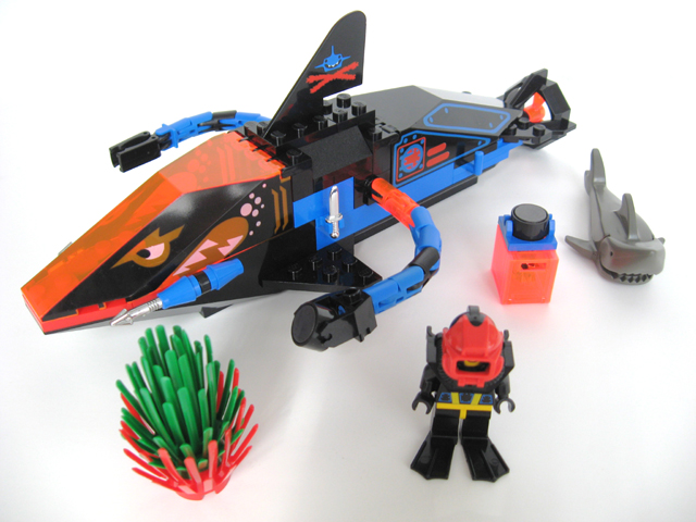 Bricker - Construction Toy by LEGO 6155 Deep Sea Predator / Aquashark  Barracuda