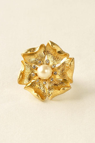[fall charlotte pearl ring[2].png]