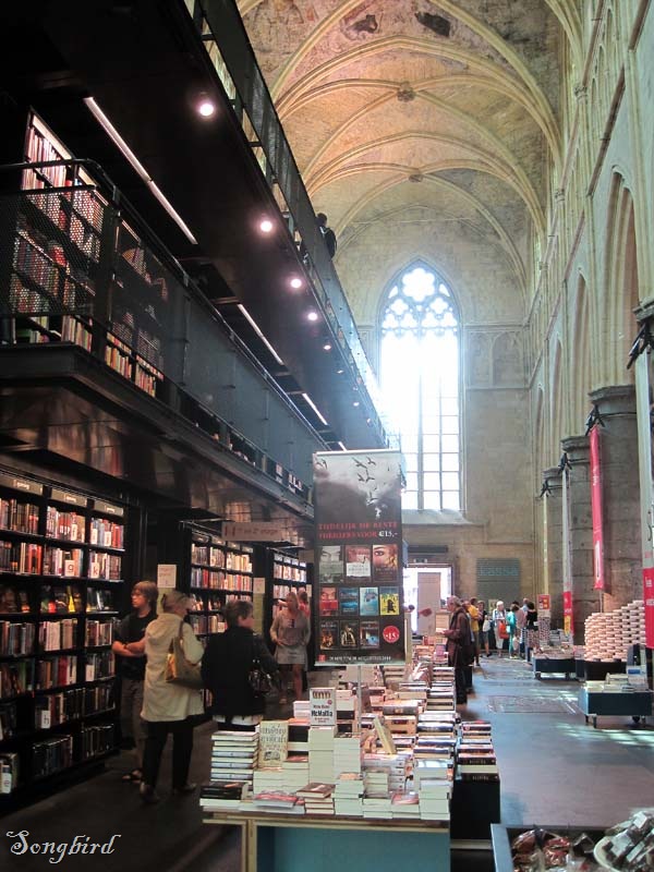 [Church bookstore[4].jpg]
