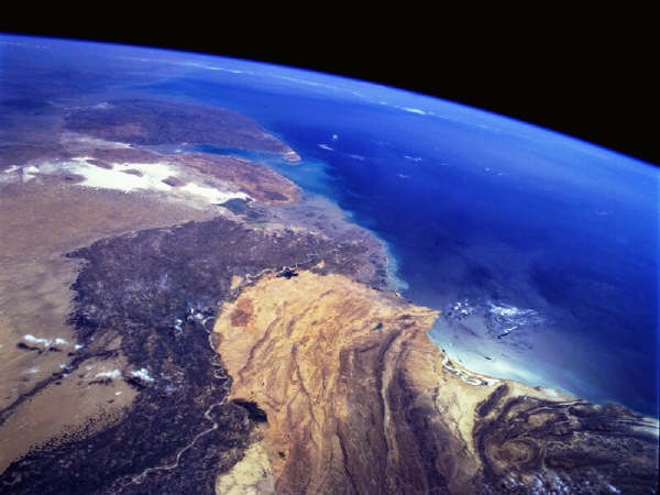 [tierra3[3].jpg]