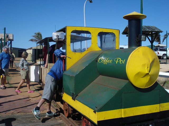 [CARNARVON0134.jpg]