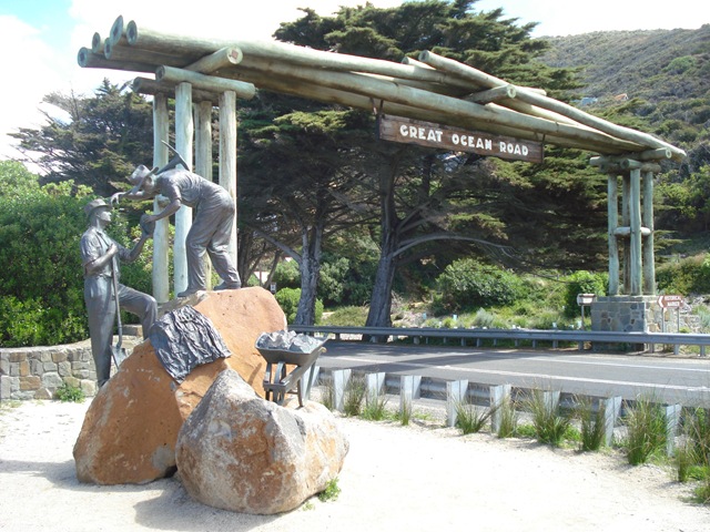 [Great Ocean Road 024[4].jpg]