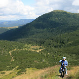 Долина горы Туркул, позади - Гомул