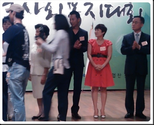 KimNamGil-FC.blogspot.com KNG receive Award 10 sep 10.jpg (12)