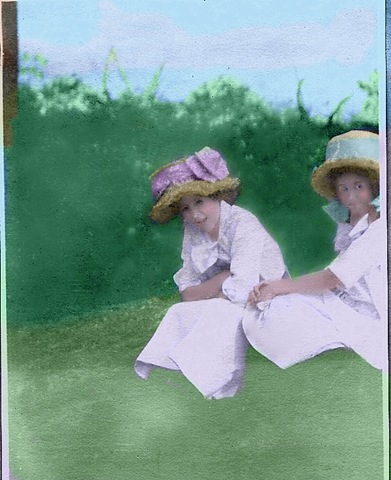 [Easter bonnets Ivah and Marion 1908[3].jpg]