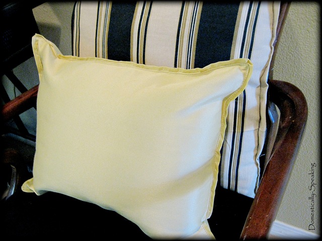 [placemat pillow 2[3].jpg]