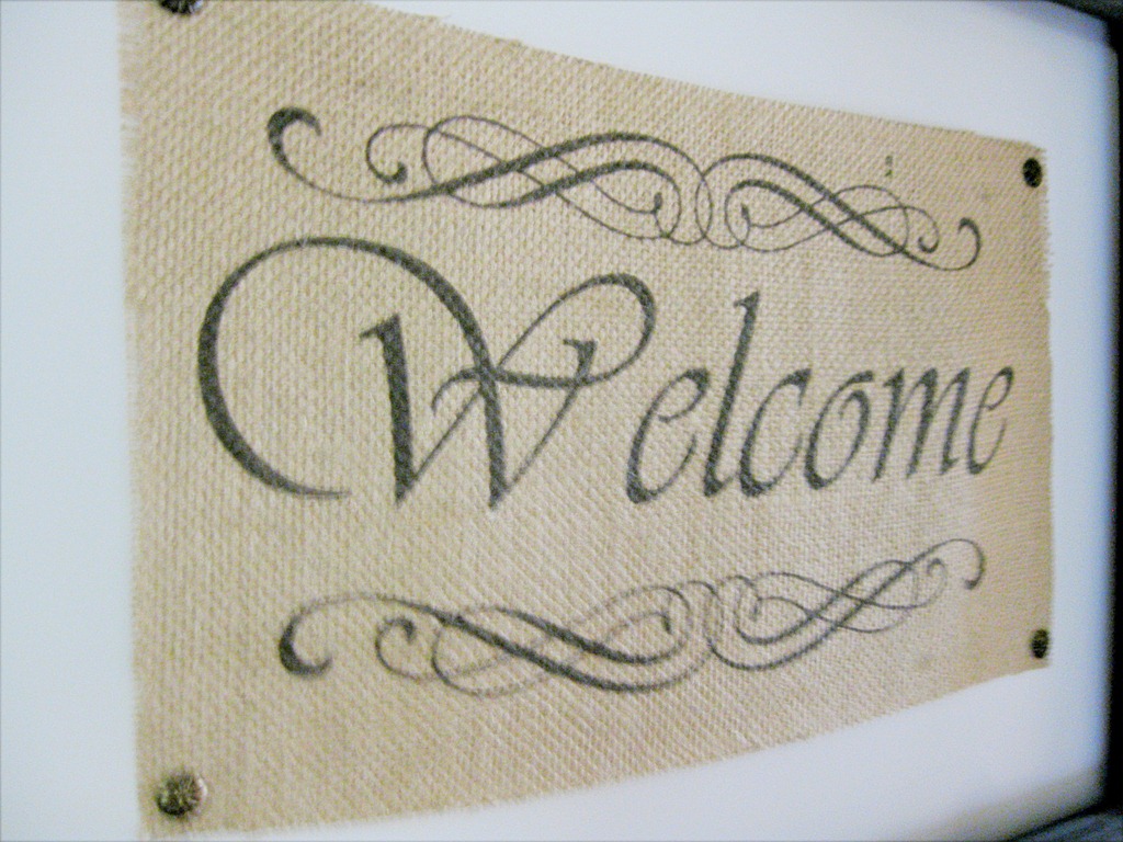 [welcome-sign-25.jpg]