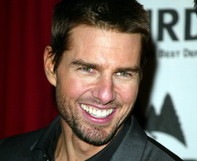 [Tom Cruise a Paper Wingsben[2].jpg]
