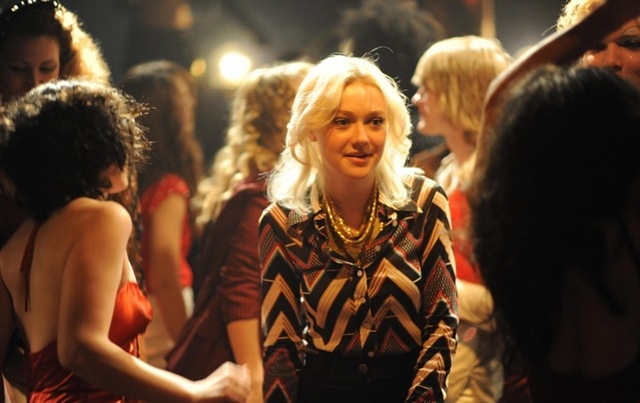 runaways_dakota_club1