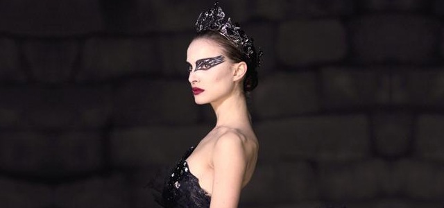 Évvégén érkezik a Black Swan