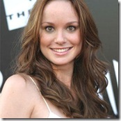 Sarah Wayne Callies esete Elena szerenádjával