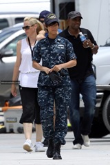 Rihanna a Battleship forgatásán 001