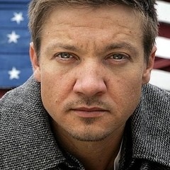 [Jeremy Renner a Mission Impossible 4-ben[3].jpg]
