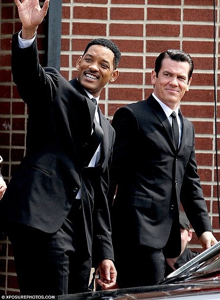 Forog a Men in Black III 01