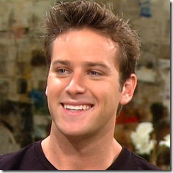 Armie Hammer fennhatósága alatt repülőgépek ütköznek össze