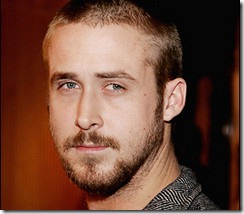 Ryan Gosling motorra pattan és bankot rabol