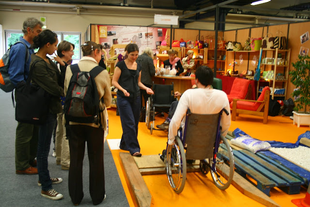 Stand echo au Salon des solidarites