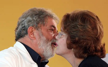dilma_beija_lula