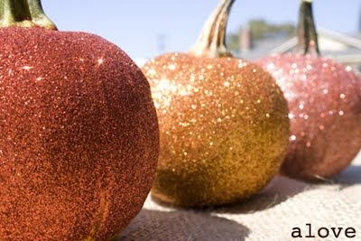 [glittery pumpkins[6].jpg]