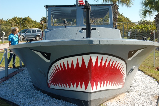 [navy seal museum-3[2].jpg]