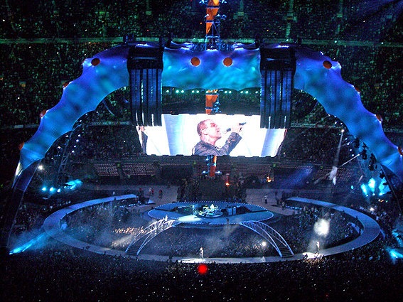 [U2 copia[3].jpg]