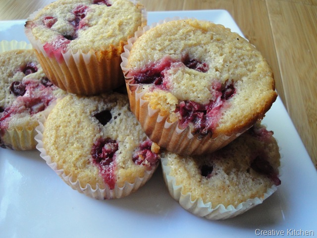 [Lemon Cranberry Muffins[4].jpg]